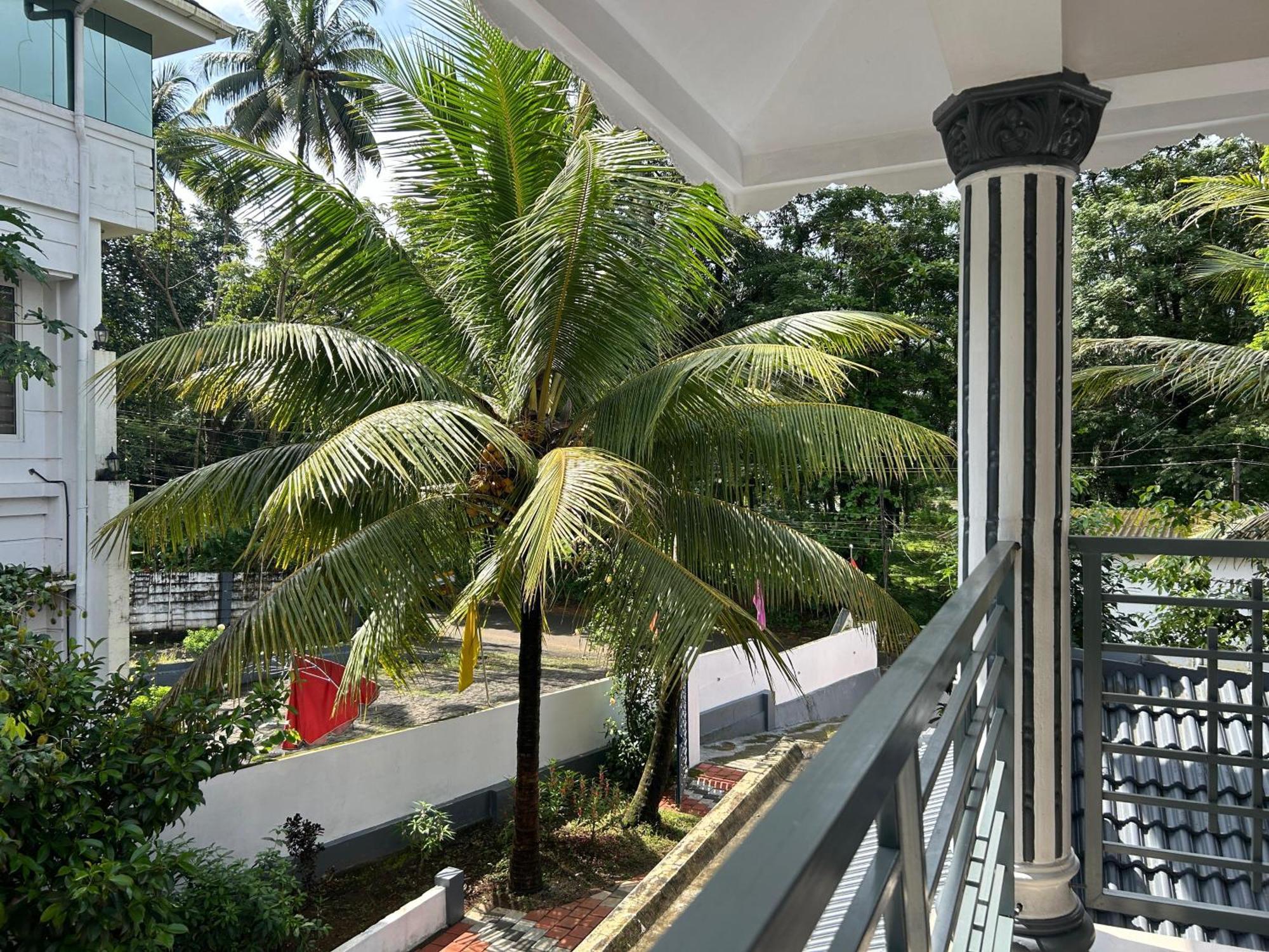 Puzhayoram Homestay Thrissur Dış mekan fotoğraf