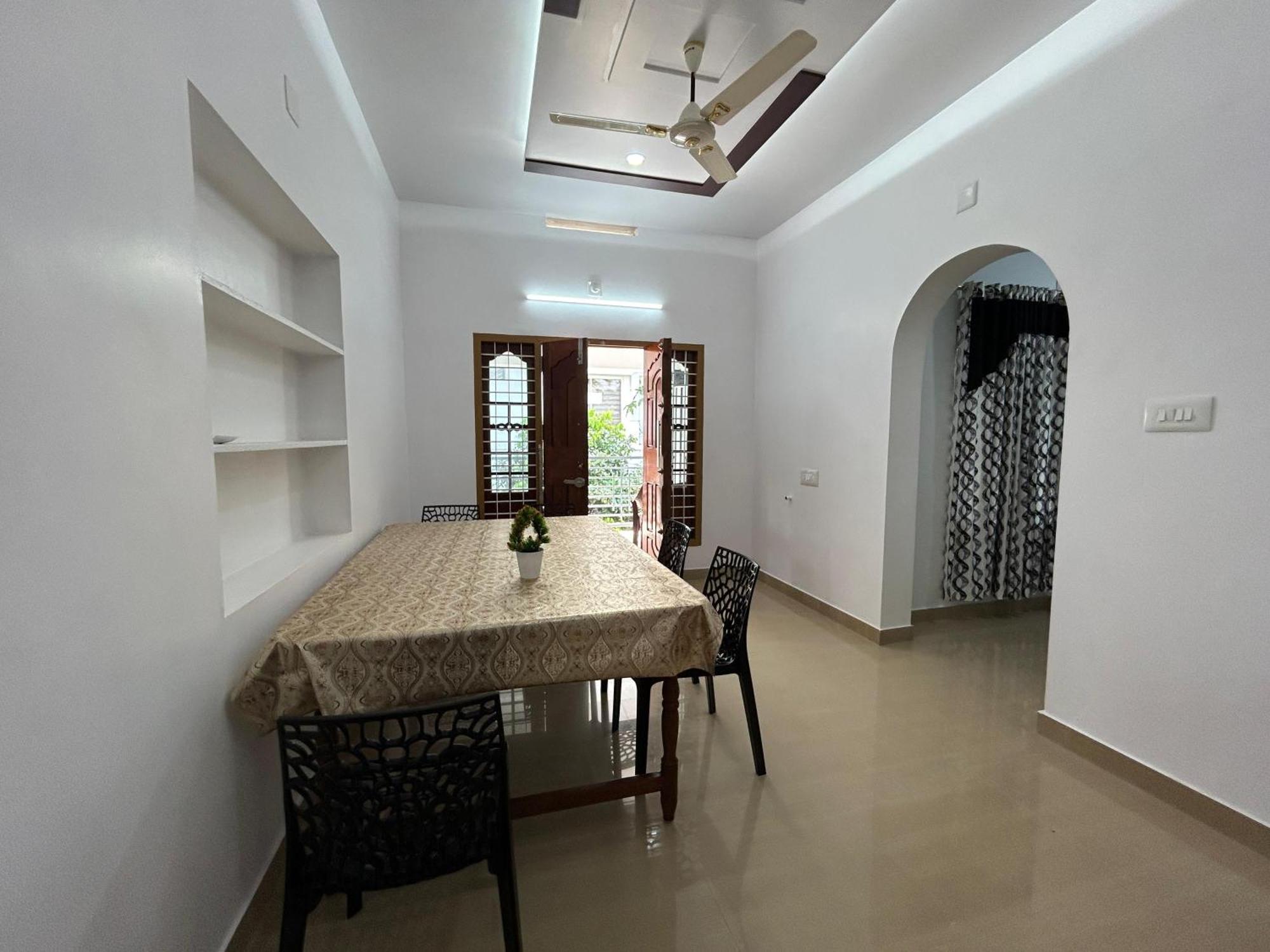 Puzhayoram Homestay Thrissur Dış mekan fotoğraf